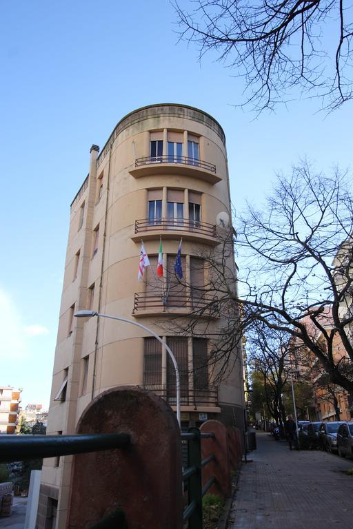 Bed 'N Books Bed and Breakfast Sassari Zewnętrze zdjęcie