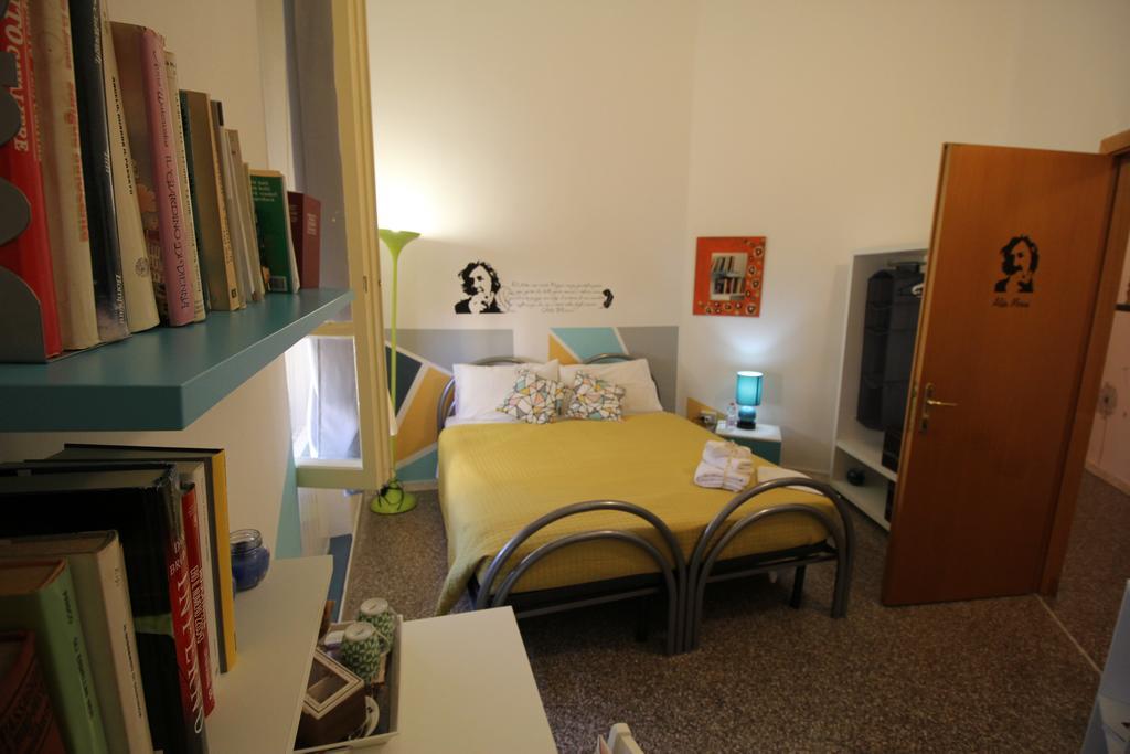 Bed 'N Books Bed and Breakfast Sassari Zewnętrze zdjęcie