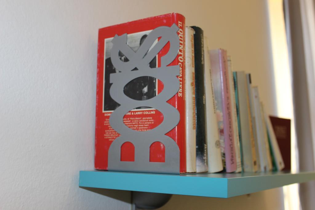 Bed 'N Books Bed and Breakfast Sassari Zewnętrze zdjęcie